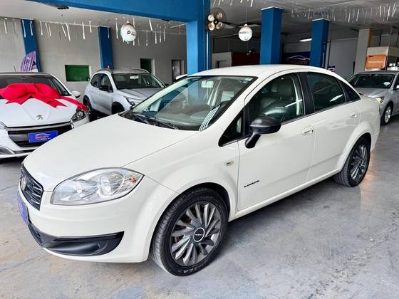 FIAT LINEA 1.8 BLACKMOTION 16V FLEX 4P MANUAL